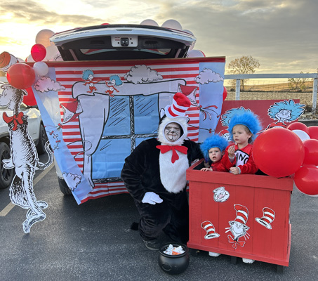 Cat-in-the-Hat trunk